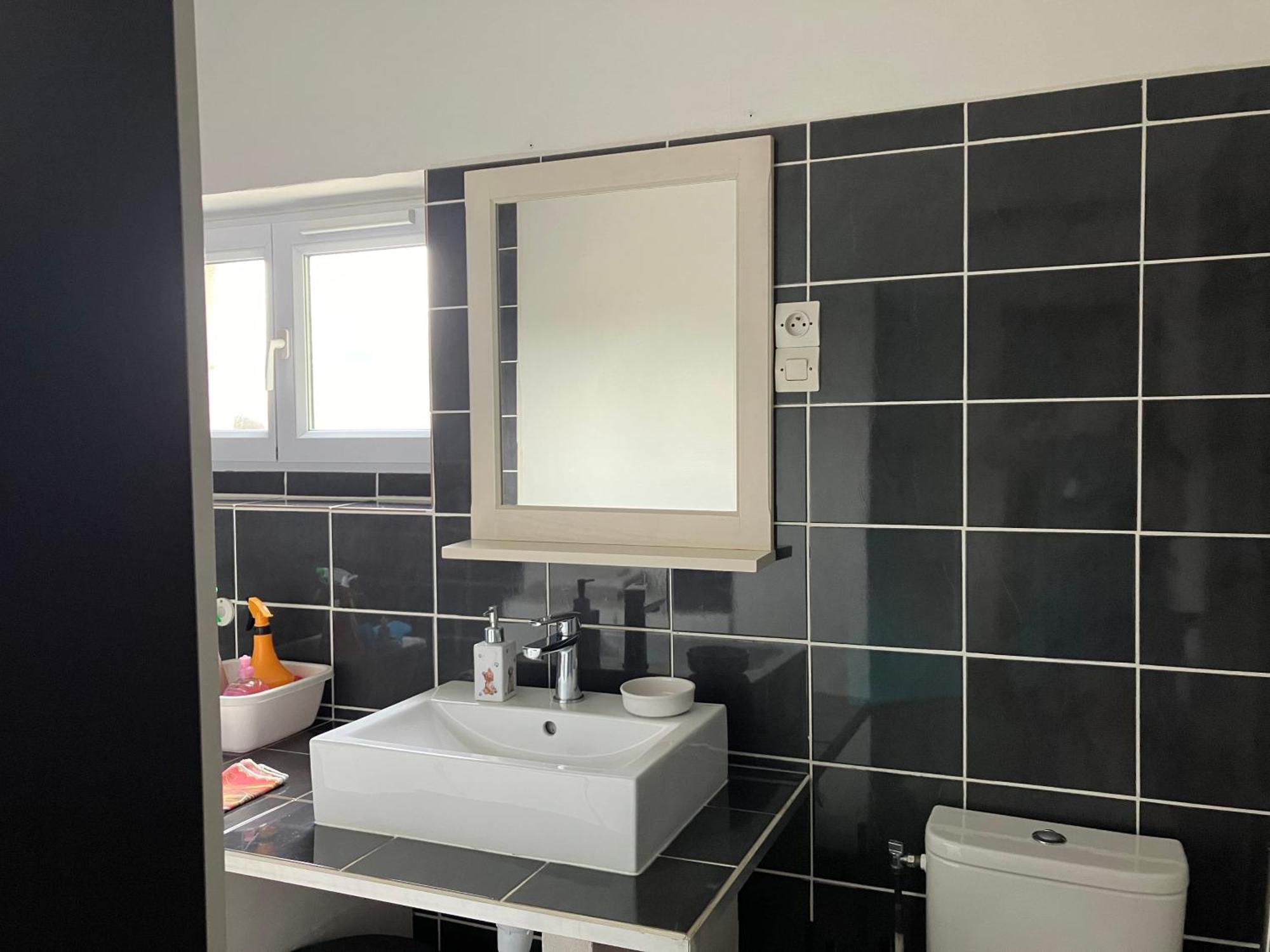 Chambre Chez Armelle Avoine Exterior photo